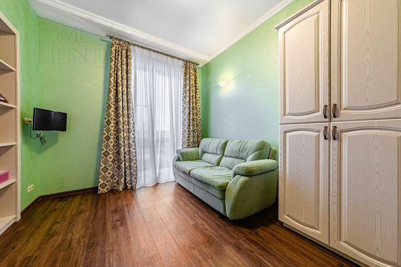 2-этажный таунхаус 260 м² с отделкой