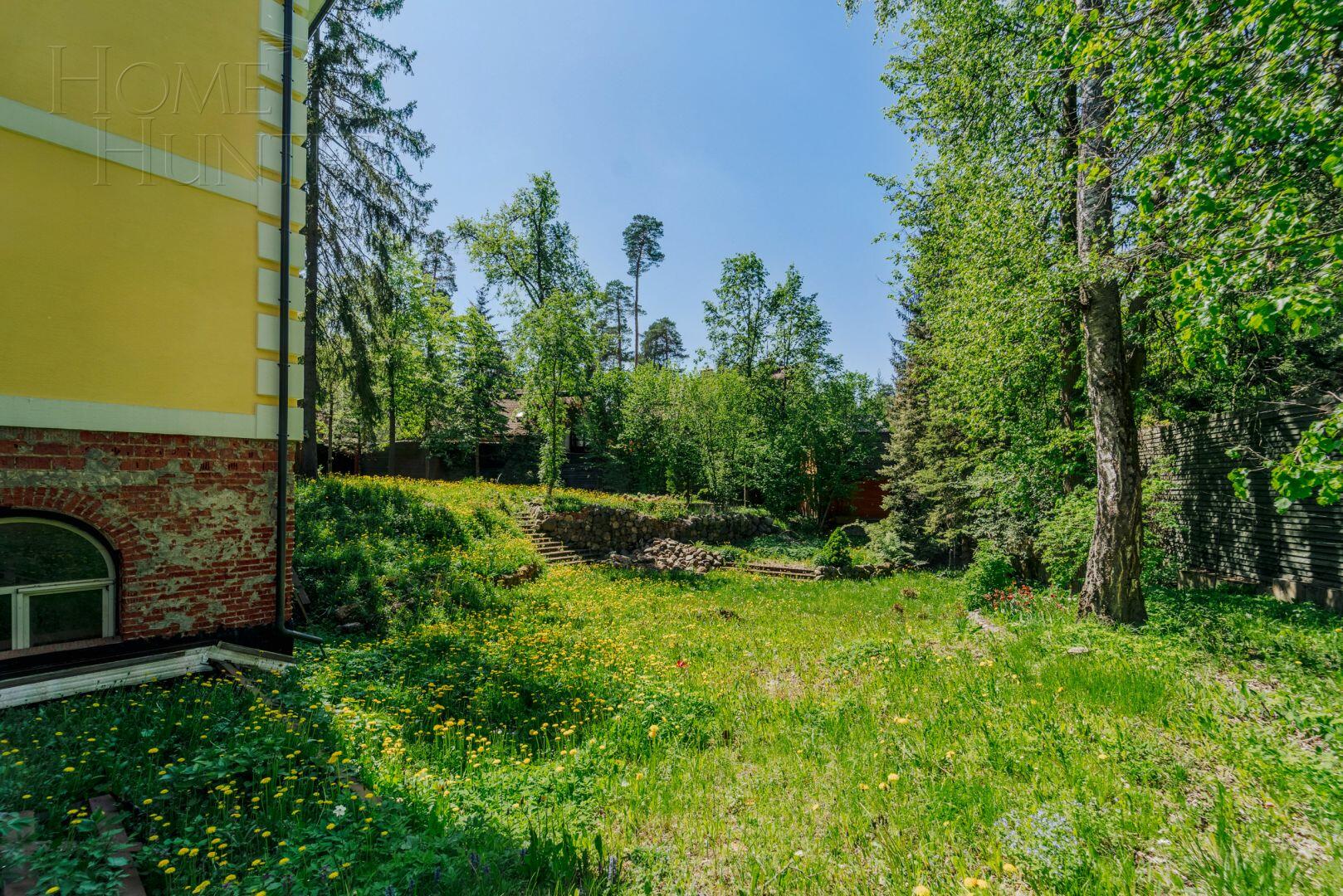 2-этажный коттедж 560 м² без отделки