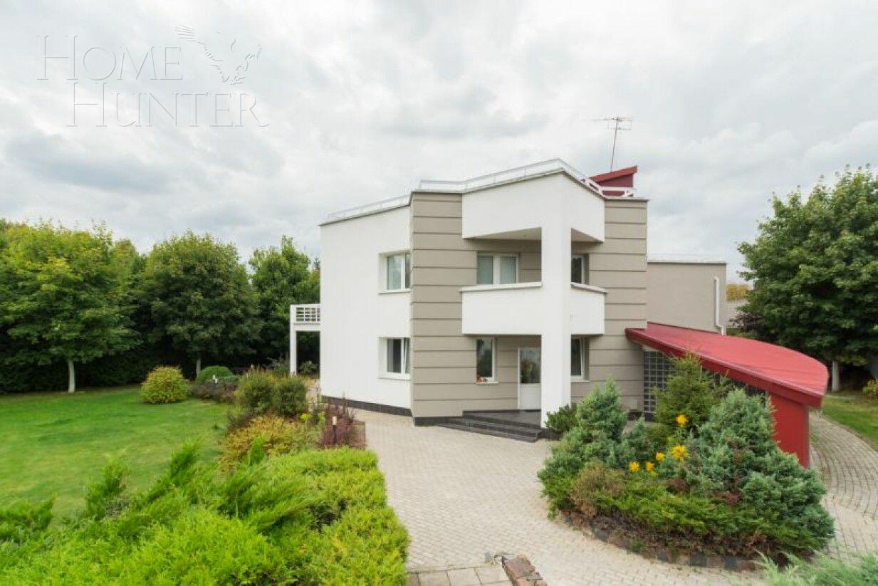 2-этажный коттедж 320 м² с отделкой