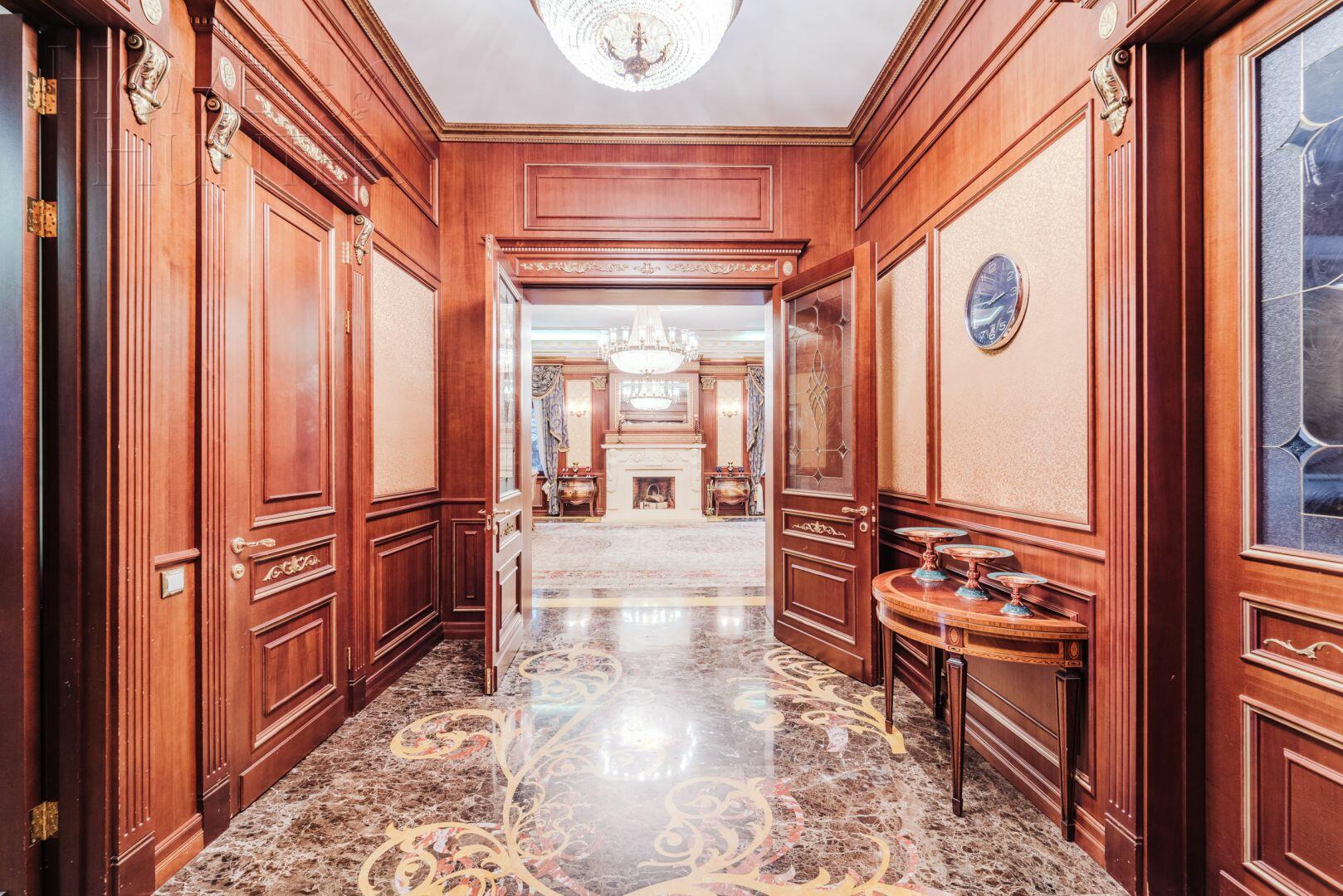 2-этажный коттедж 1 200 м² с отделкой