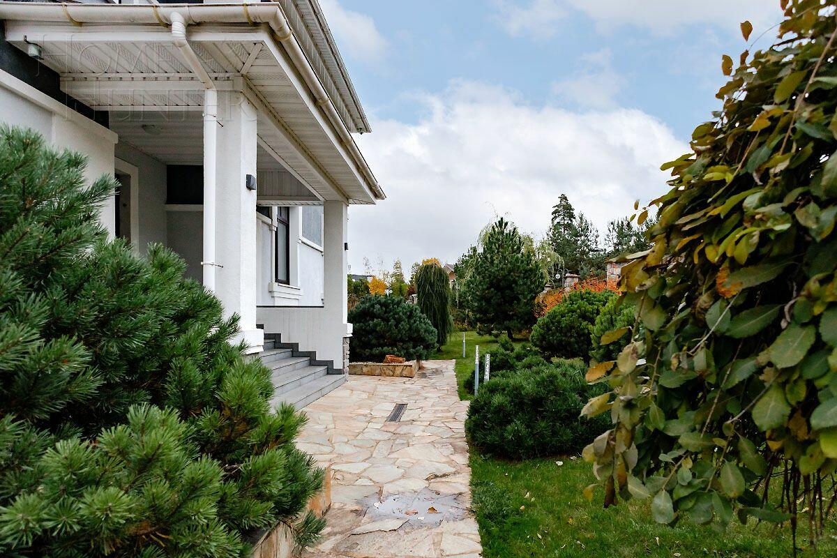 2-этажный коттедж 680 м² с отделкой