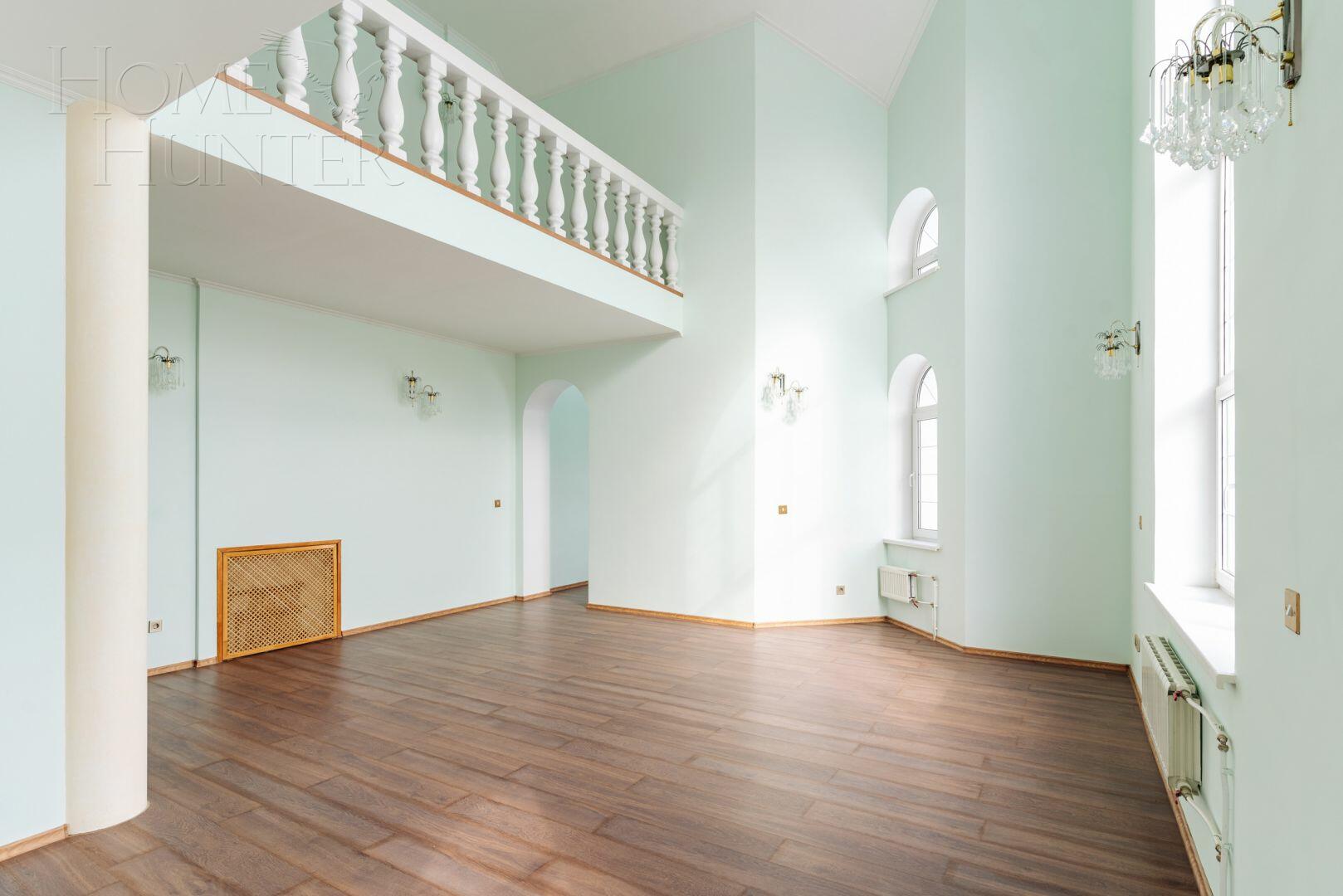 2-этажный коттедж 372 м² с отделкой