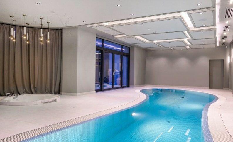 2-этажный коттедж 2 430 м² с отделкой
