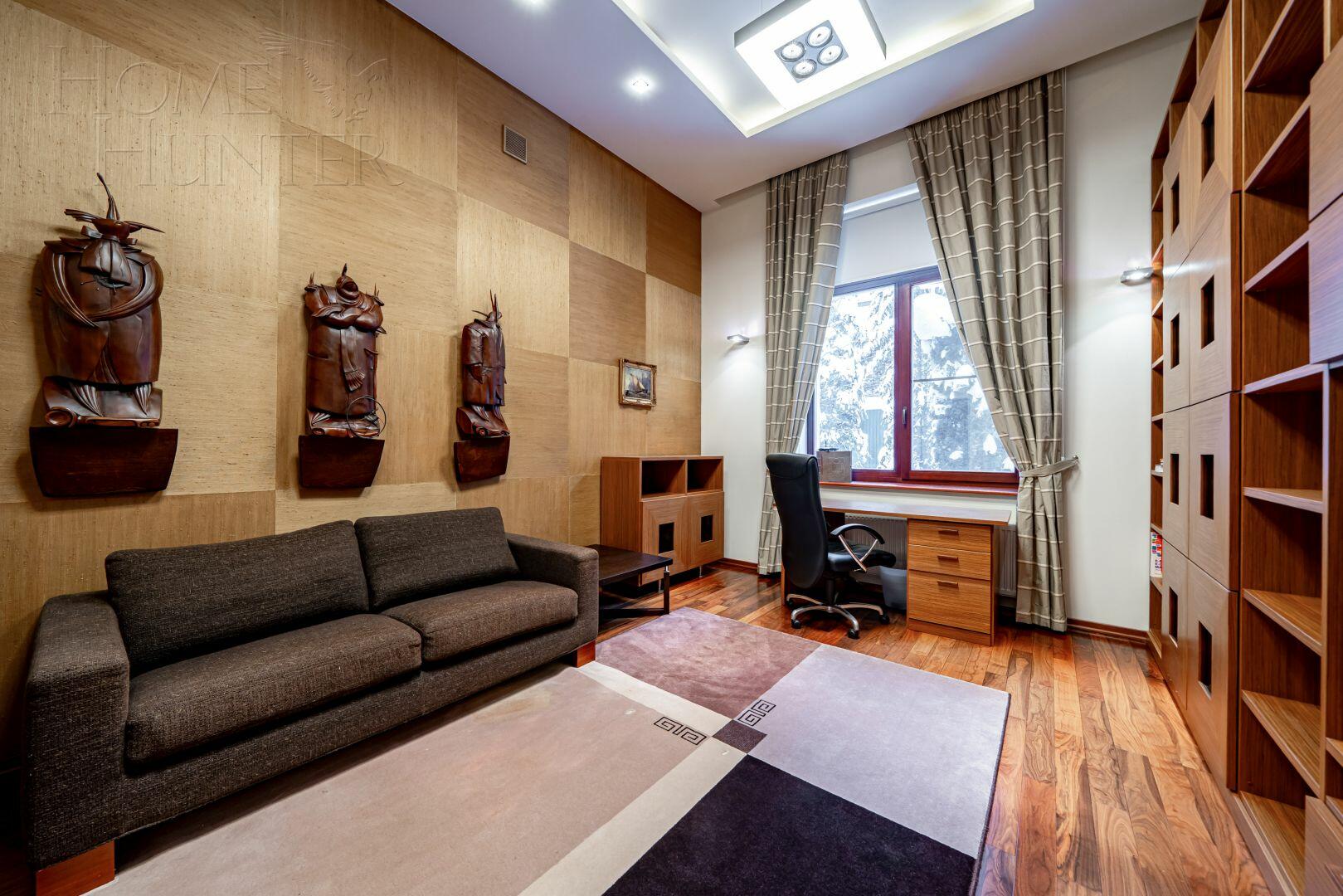 1-этажный коттедж 450 м² с отделкой