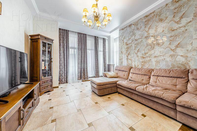 2-этажный таунхаус 260 м² с отделкой