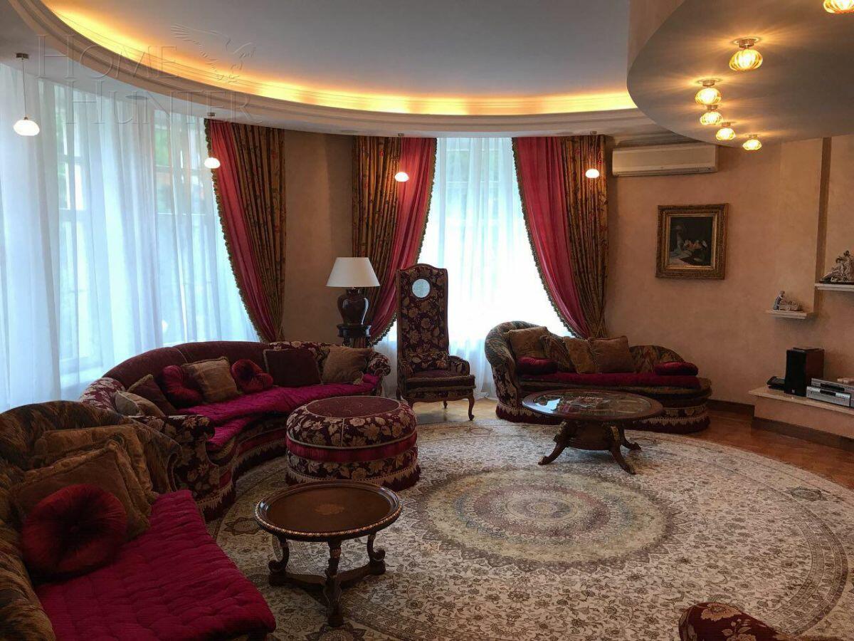 2-этажный коттедж 1 460 м² с отделкой