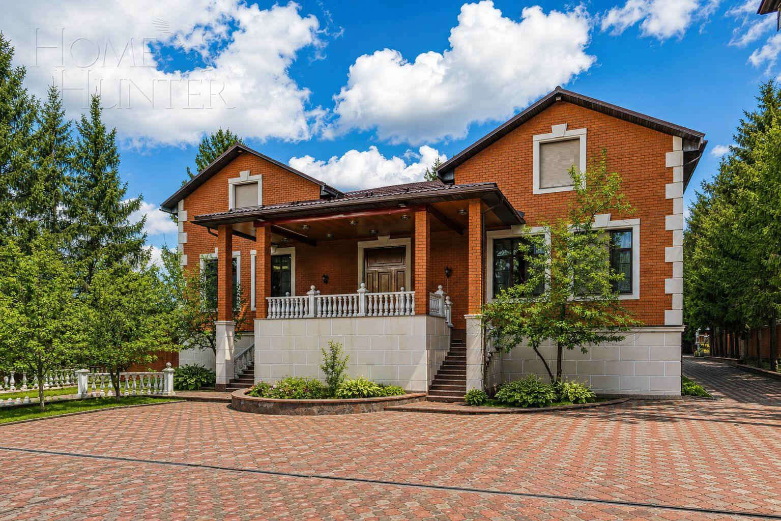 2-этажный коттедж 1 200 м² с отделкой