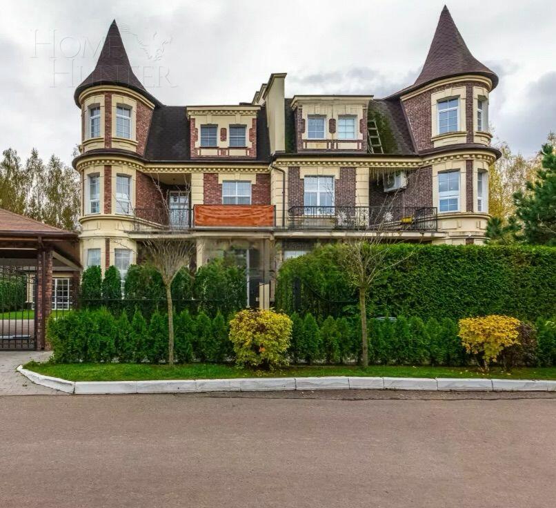 3-этажный таунхаус 375 м² с отделкой