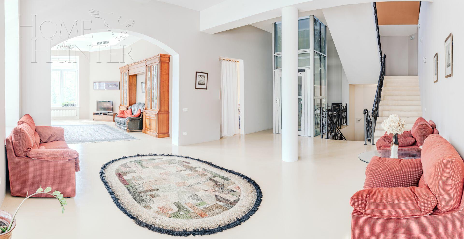 2-этажный коттедж 1 334 м² с отделкой