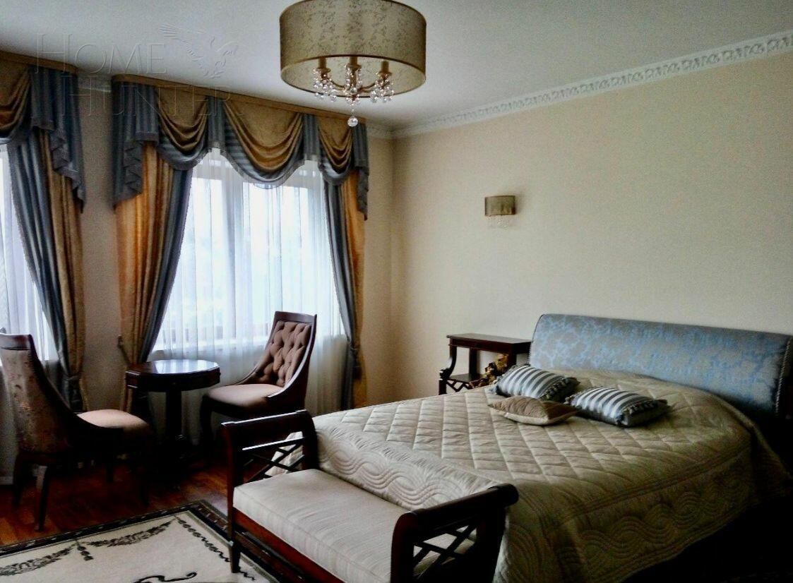 3-этажный таунхаус 280 м² с отделкой