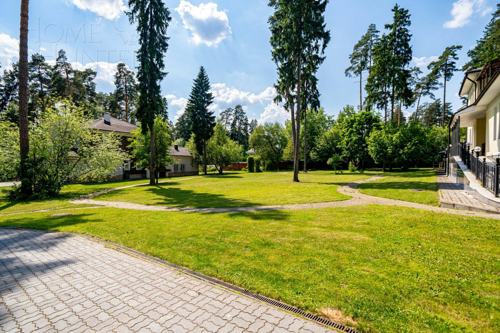 2-этажный коттедж 600 м² с отделкой