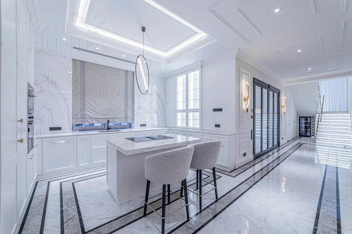 2-этажный коттедж 500 м² с отделкой