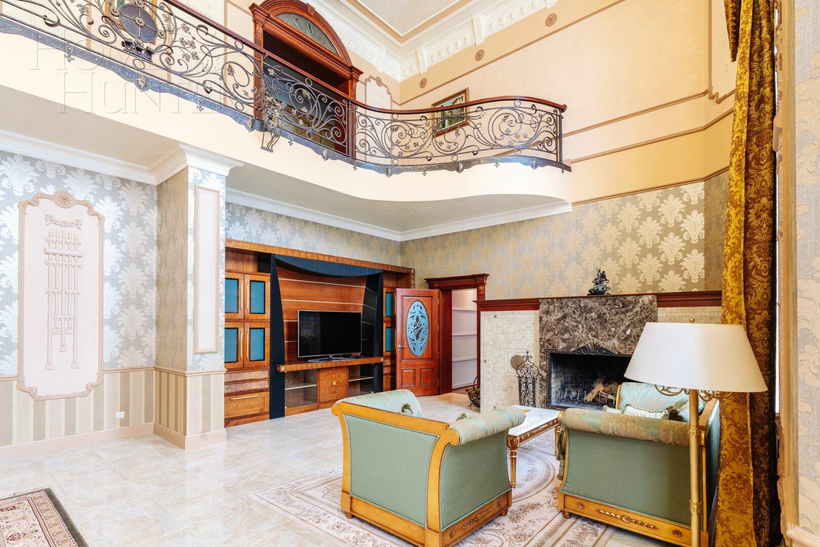 3-этажный коттедж 2 235 м² с отделкой