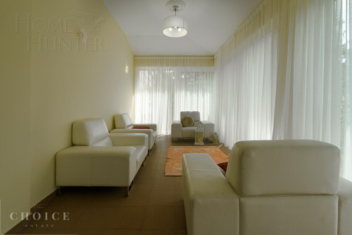 3-этажный коттедж 2 000 м² с отделкой