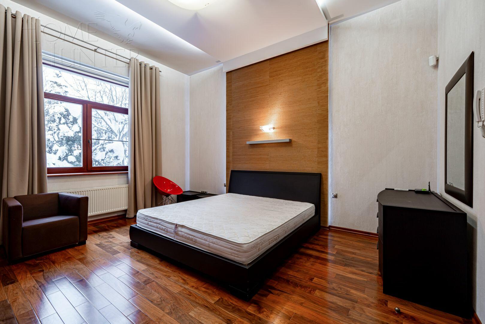 1-этажный коттедж 450 м² с отделкой