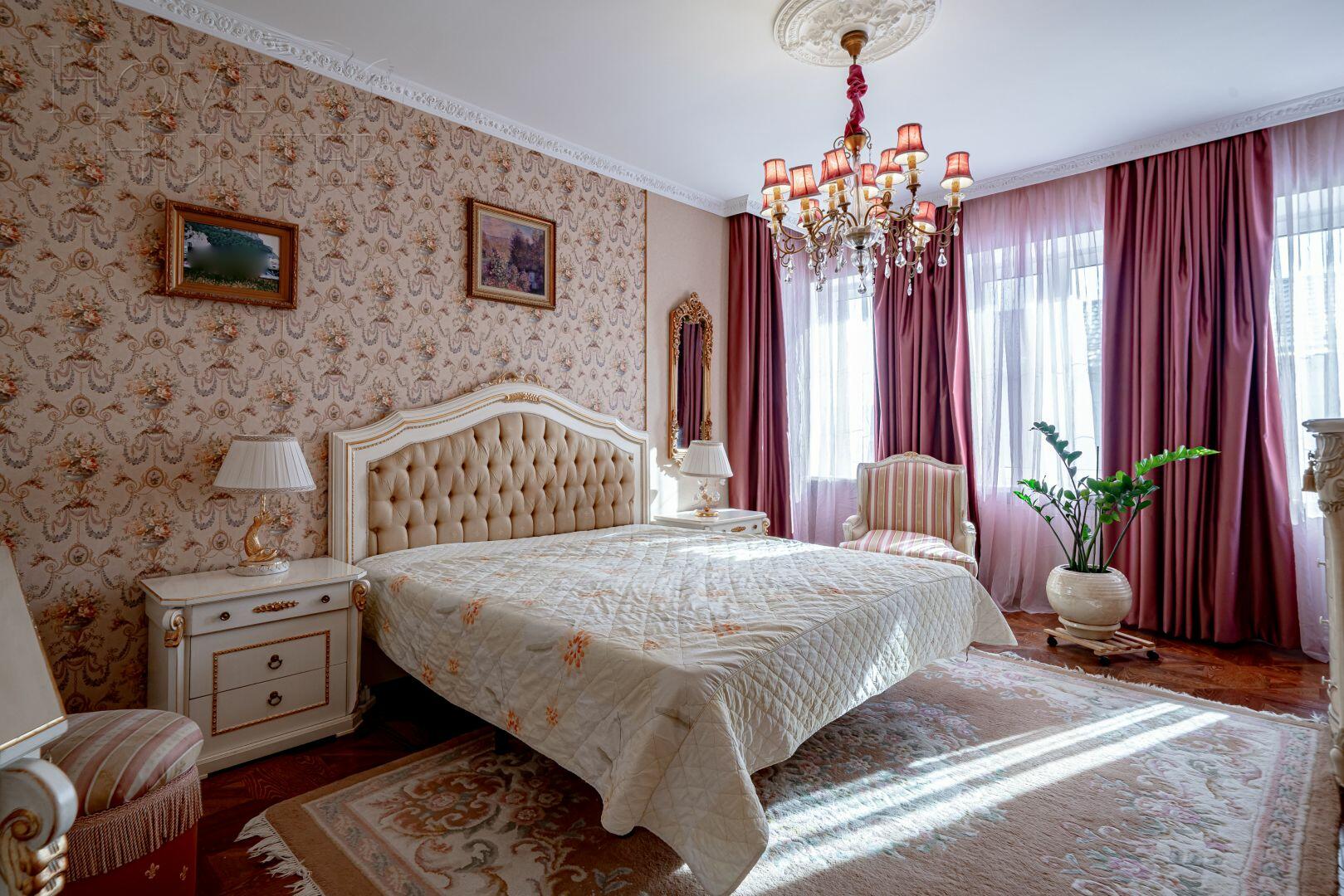 2-этажный коттедж 245 м² с отделкой