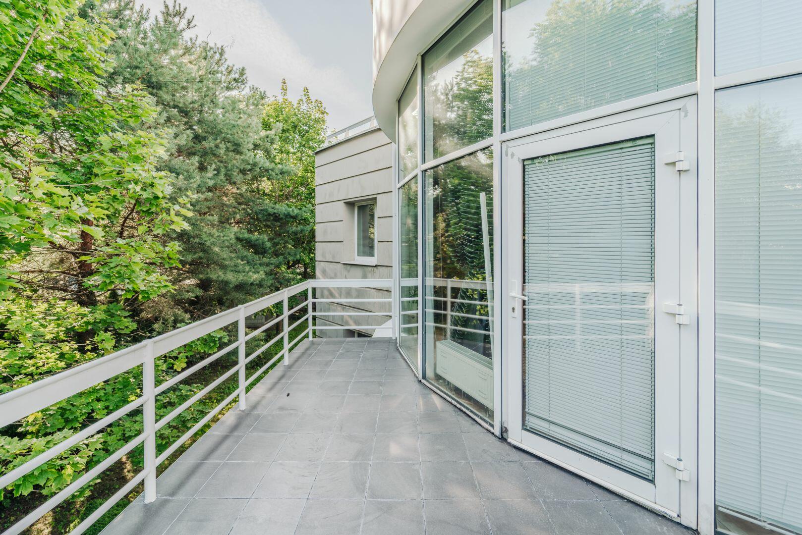 2-этажный коттедж 320 м² с отделкой