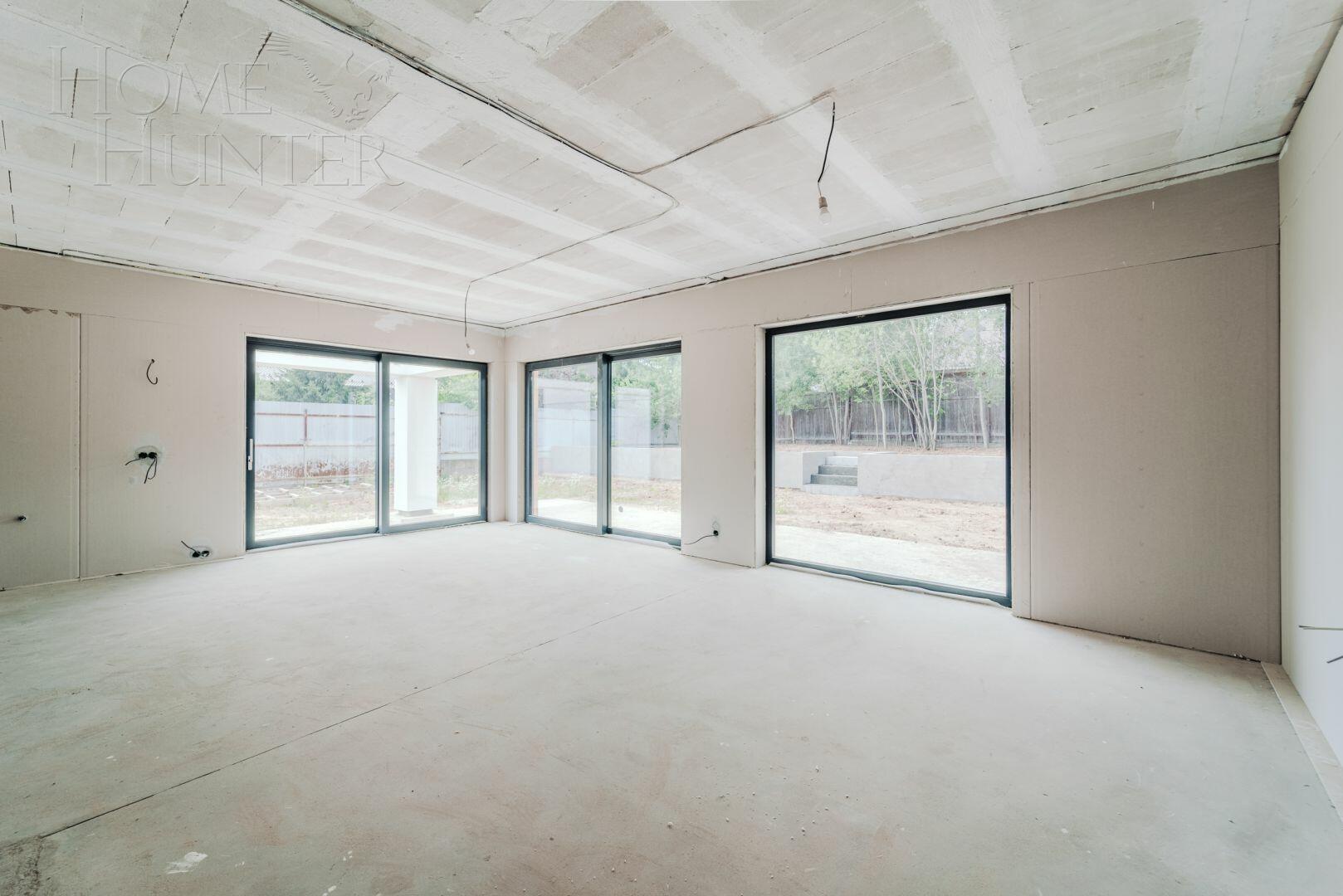 2-этажный коттедж 350 м² без отделки