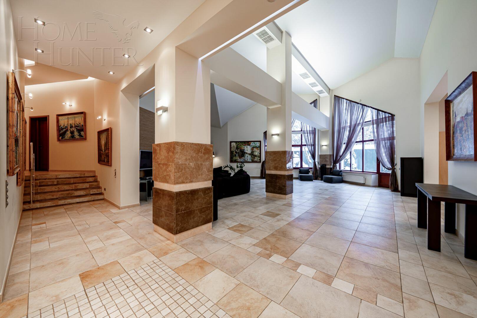1-этажный коттедж 450 м² с отделкой