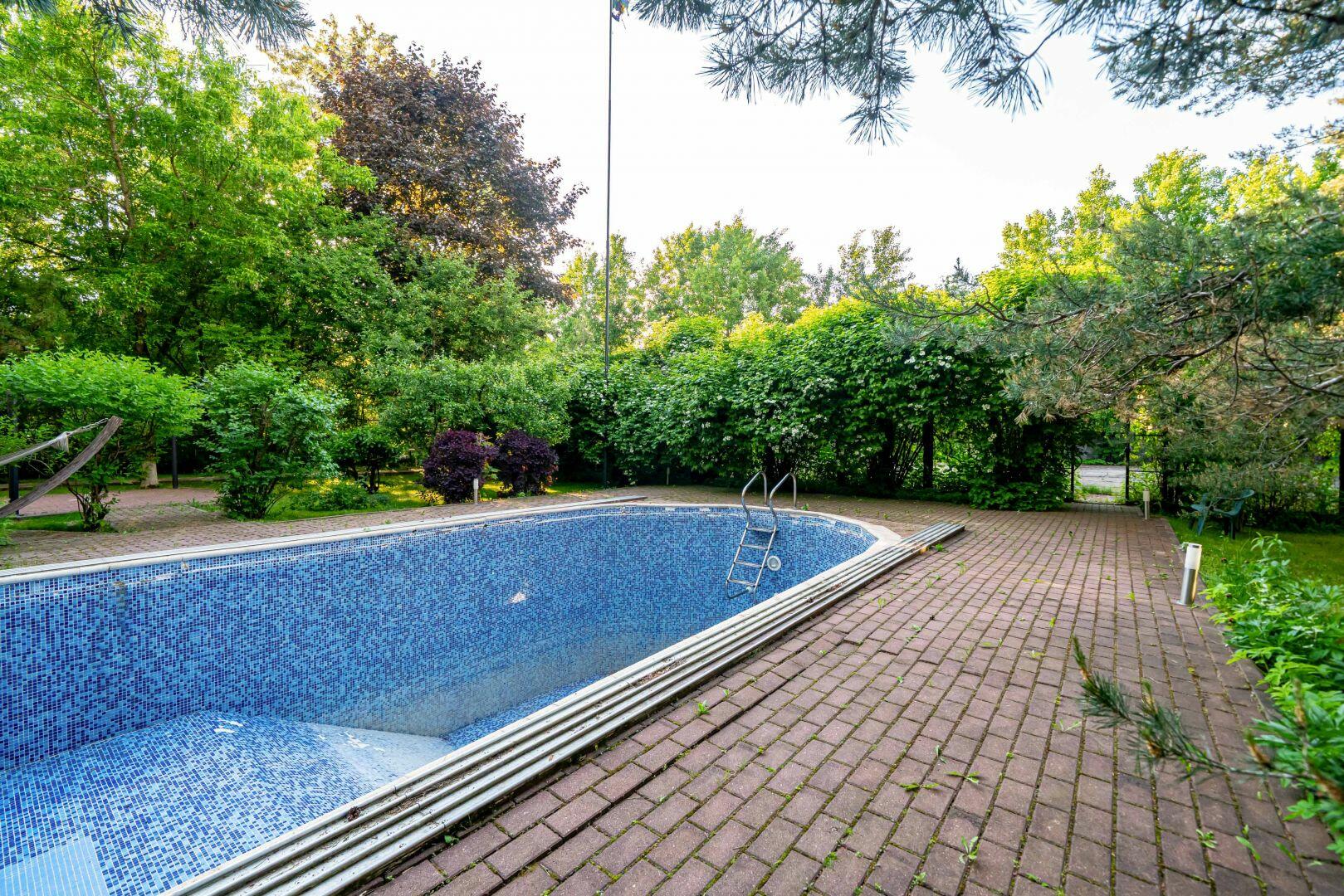 2-этажный коттедж 560 м² с отделкой