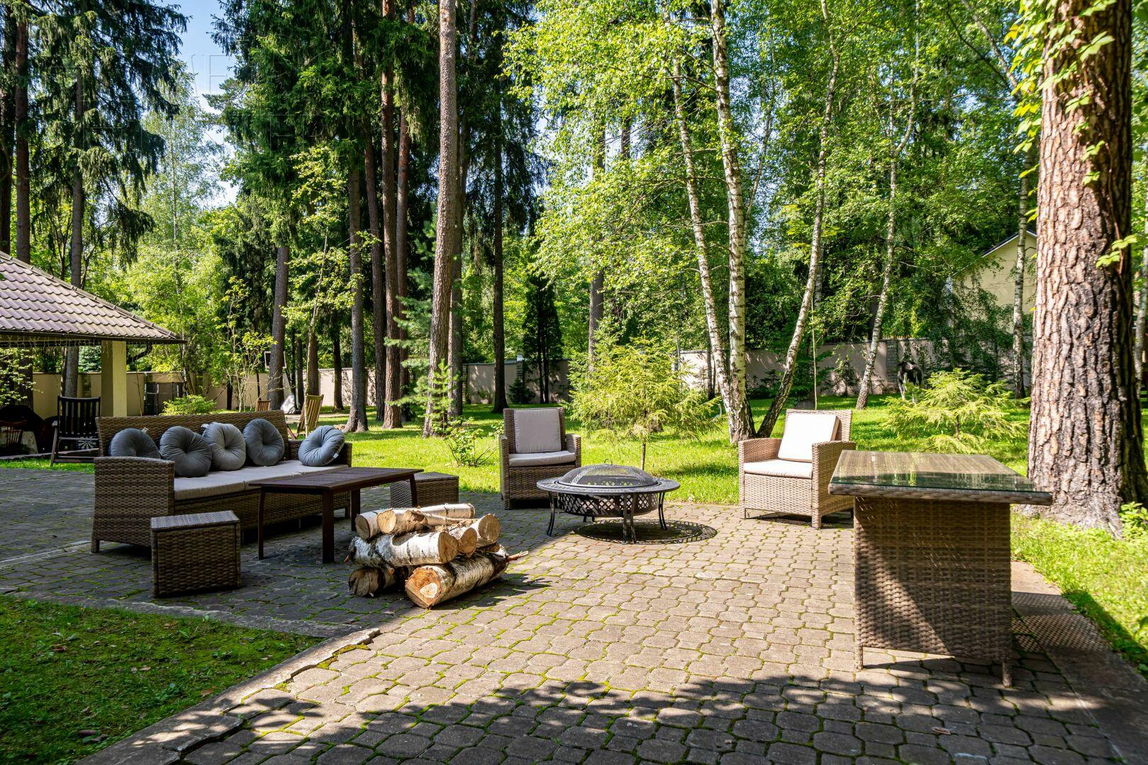 2-этажный коттедж 850 м² с отделкой