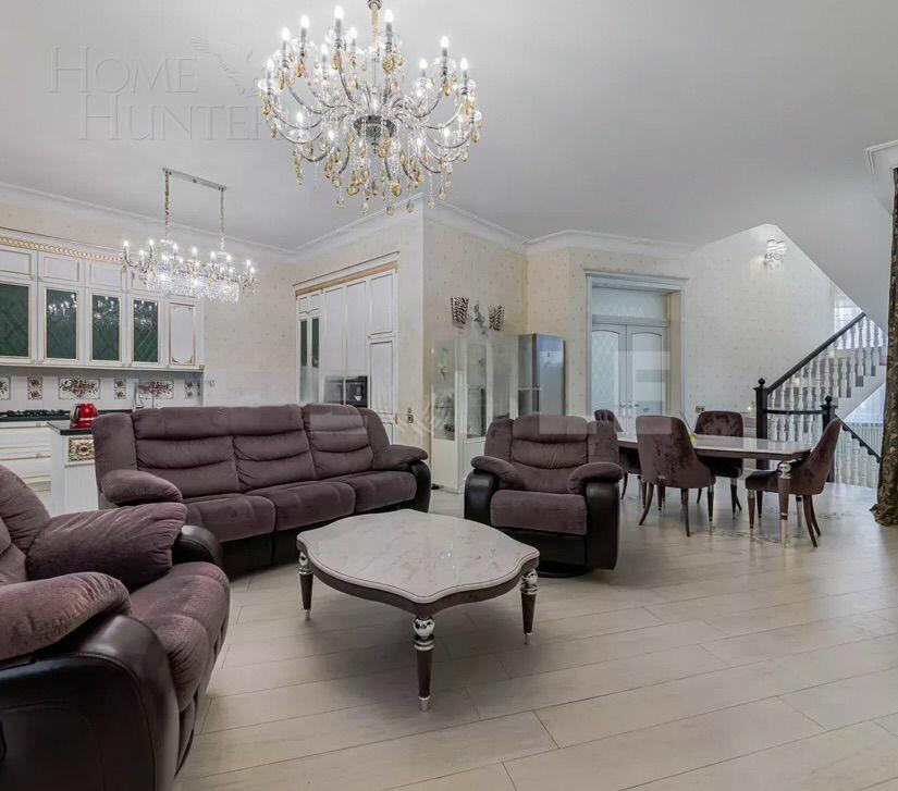 3-этажный таунхаус 375 м² с отделкой