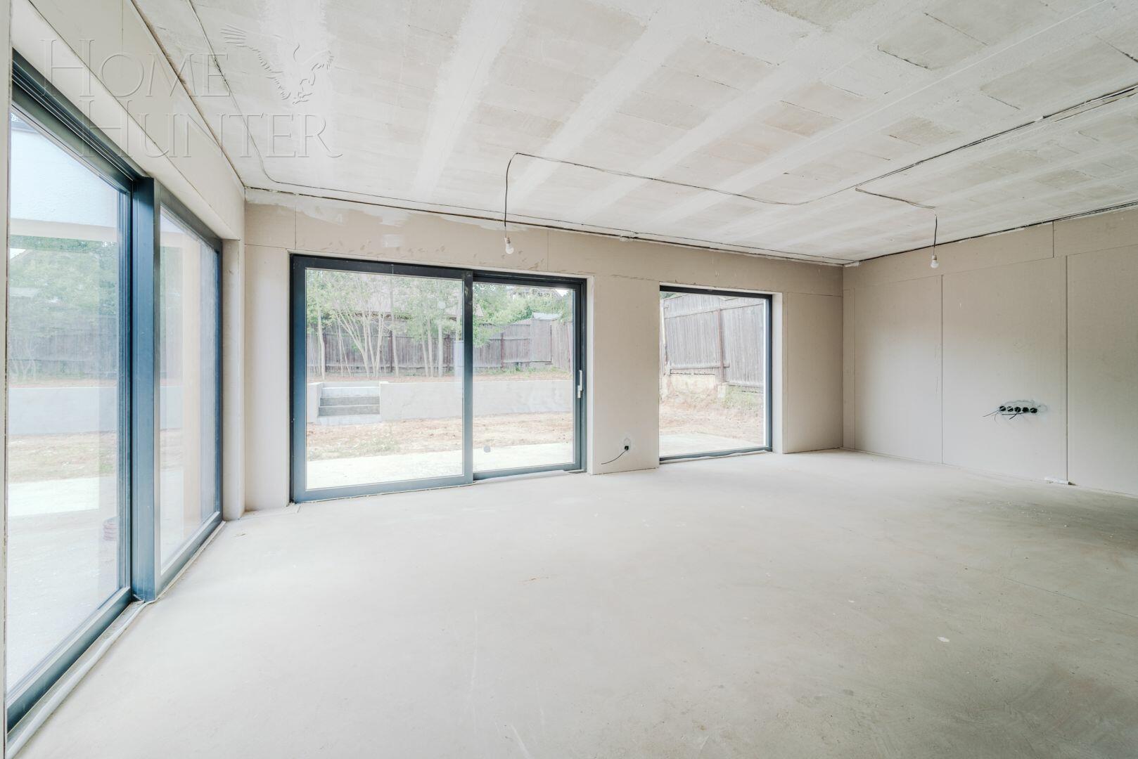 2-этажный коттедж 350 м² без отделки