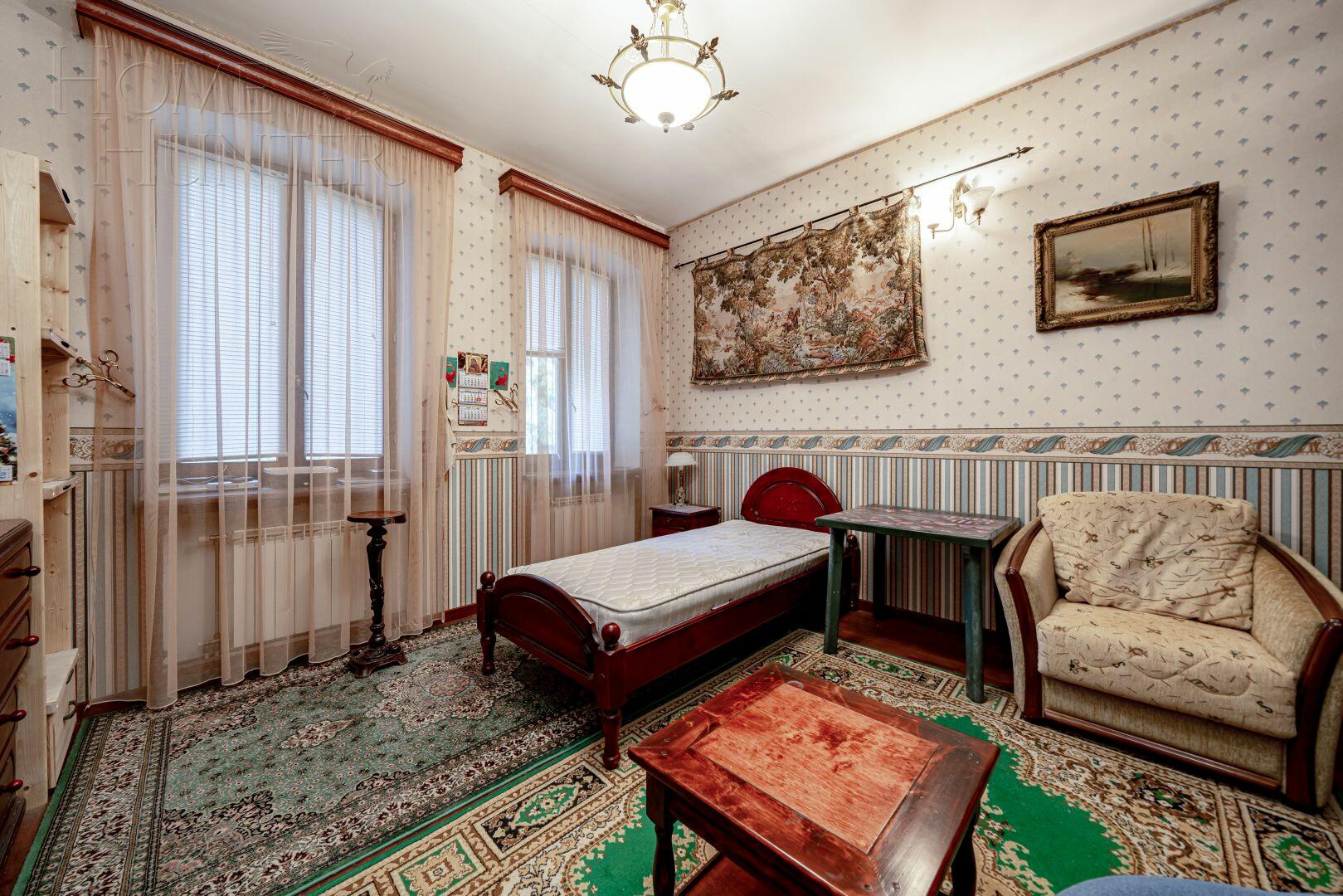 2-этажный коттедж 700 м² с отделкой