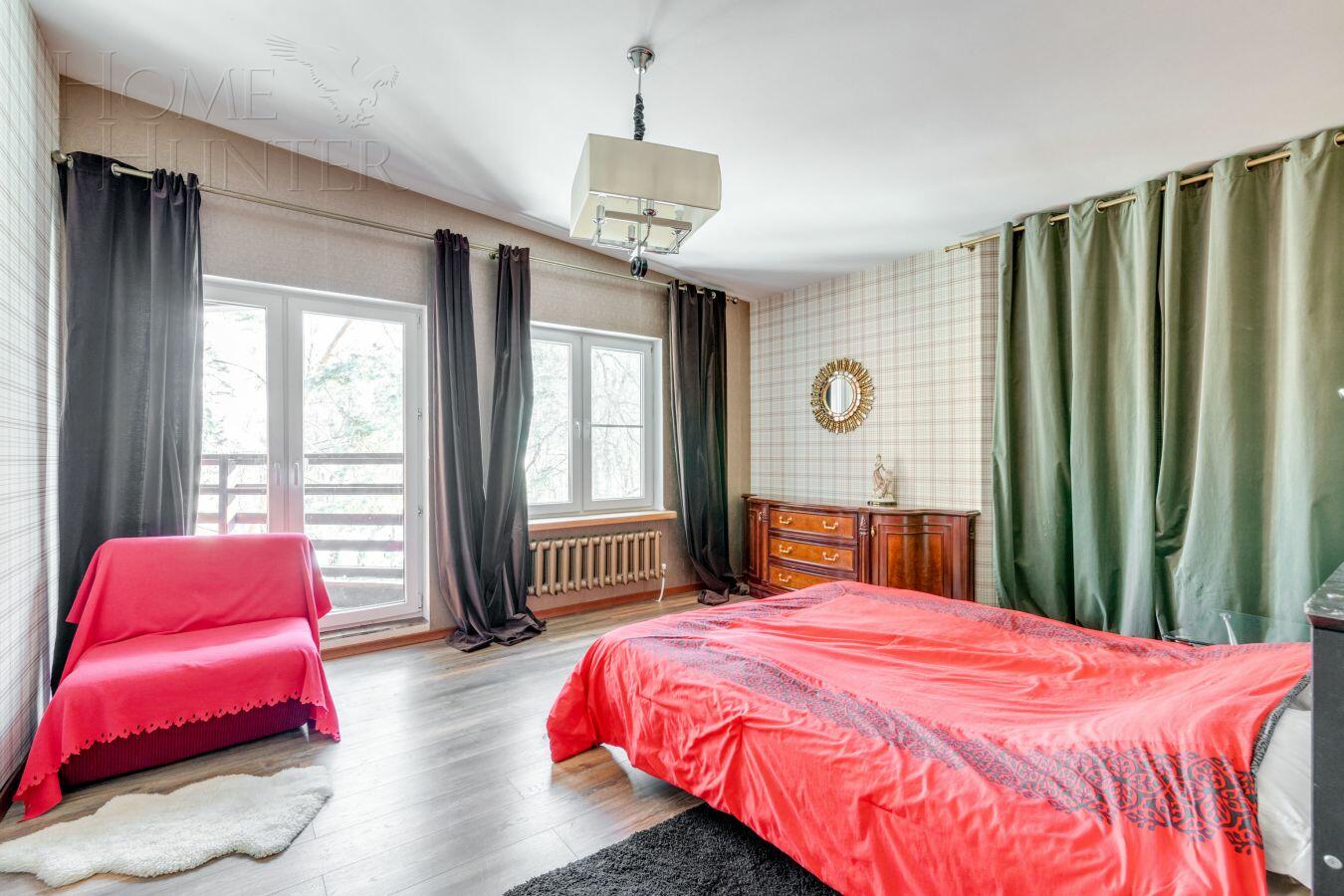 3-этажный коттедж 480 м² с отделкой
