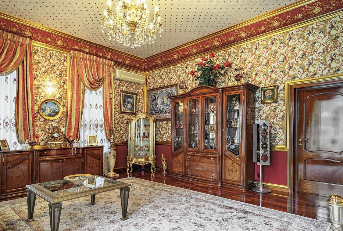 2-этажный коттедж 250 м² с отделкой