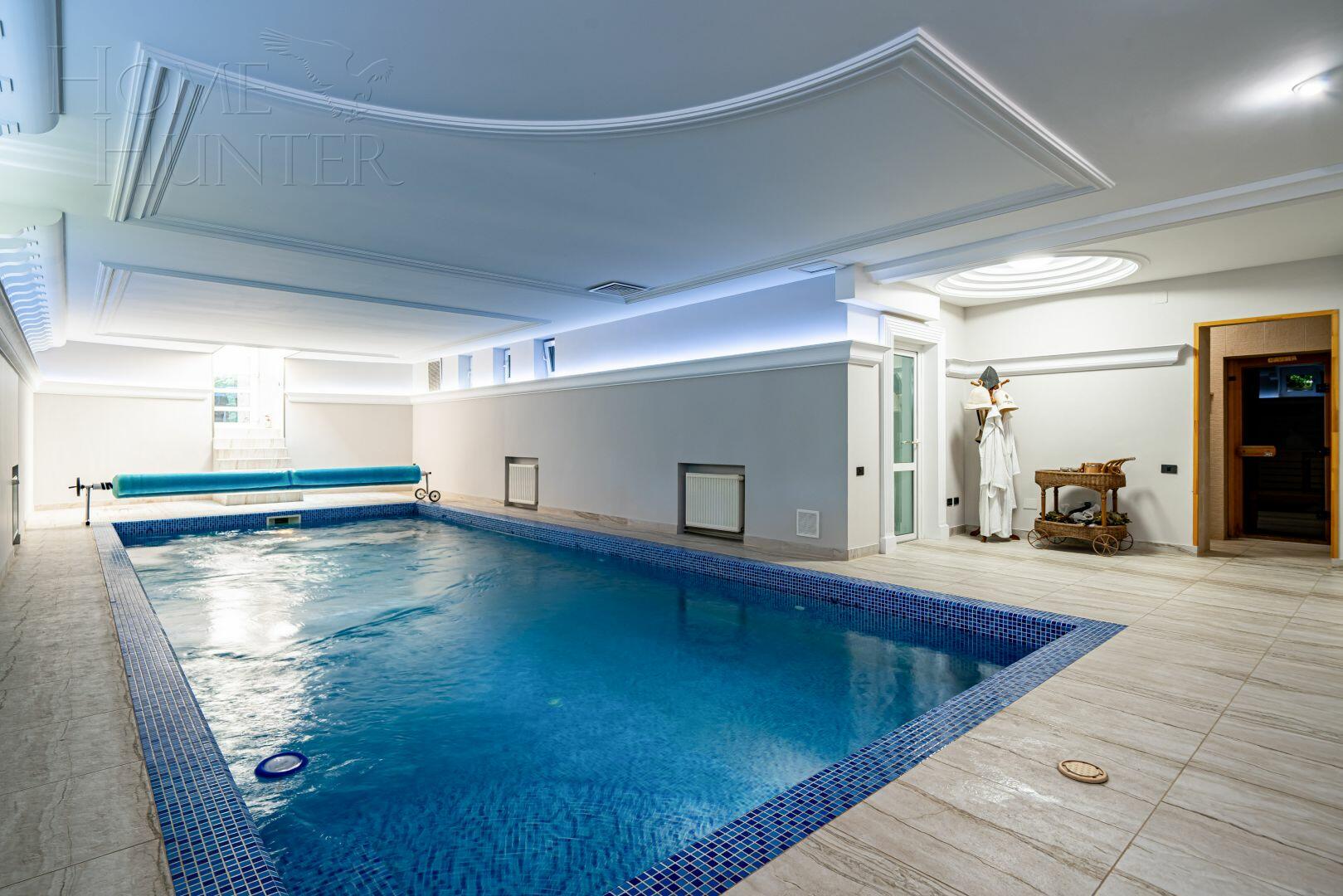 2-этажный коттедж 850 м² с отделкой