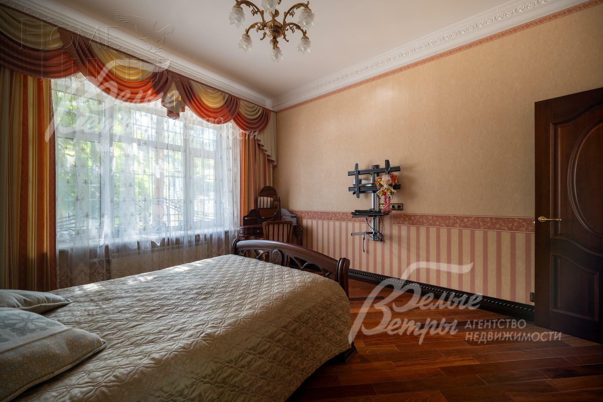 2-этажный коттедж 378 м² с отделкой