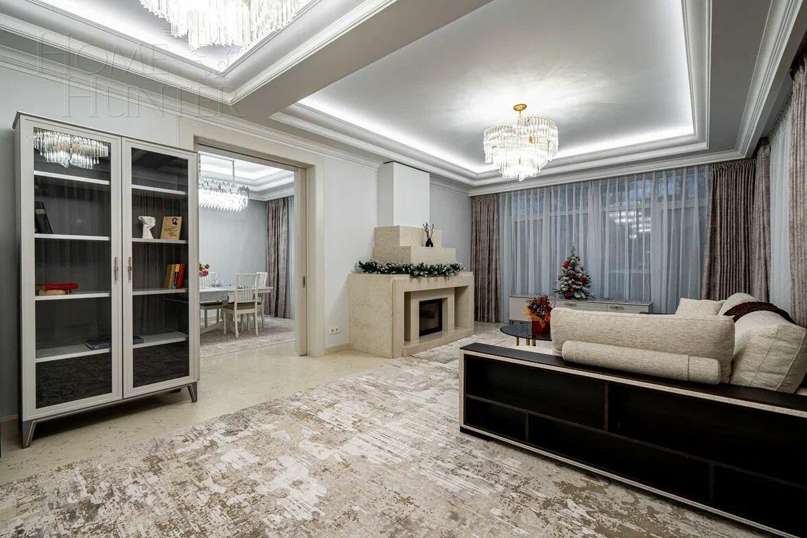 2-этажный коттедж 300 м² с отделкой