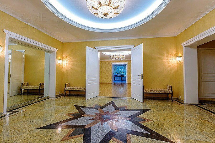 2-этажный коттедж 850 м² с отделкой