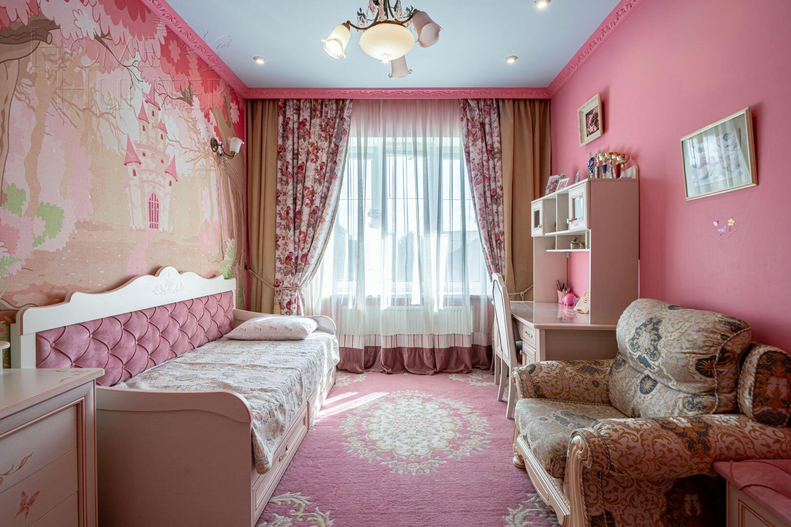 2-этажный коттедж 245 м² с отделкой