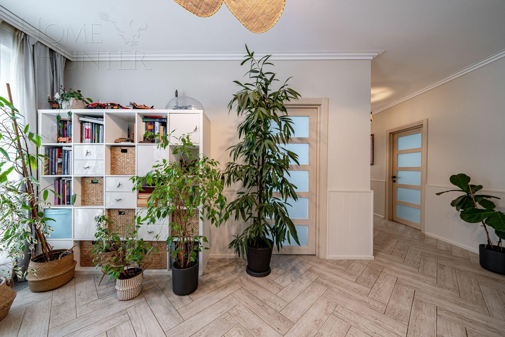 3-этажный коттедж 300 м² с отделкой