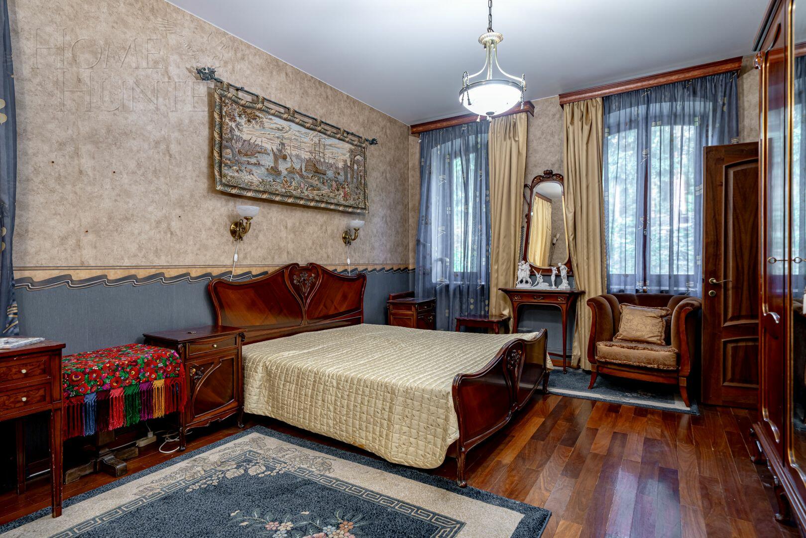 2-этажный коттедж 700 м² с отделкой
