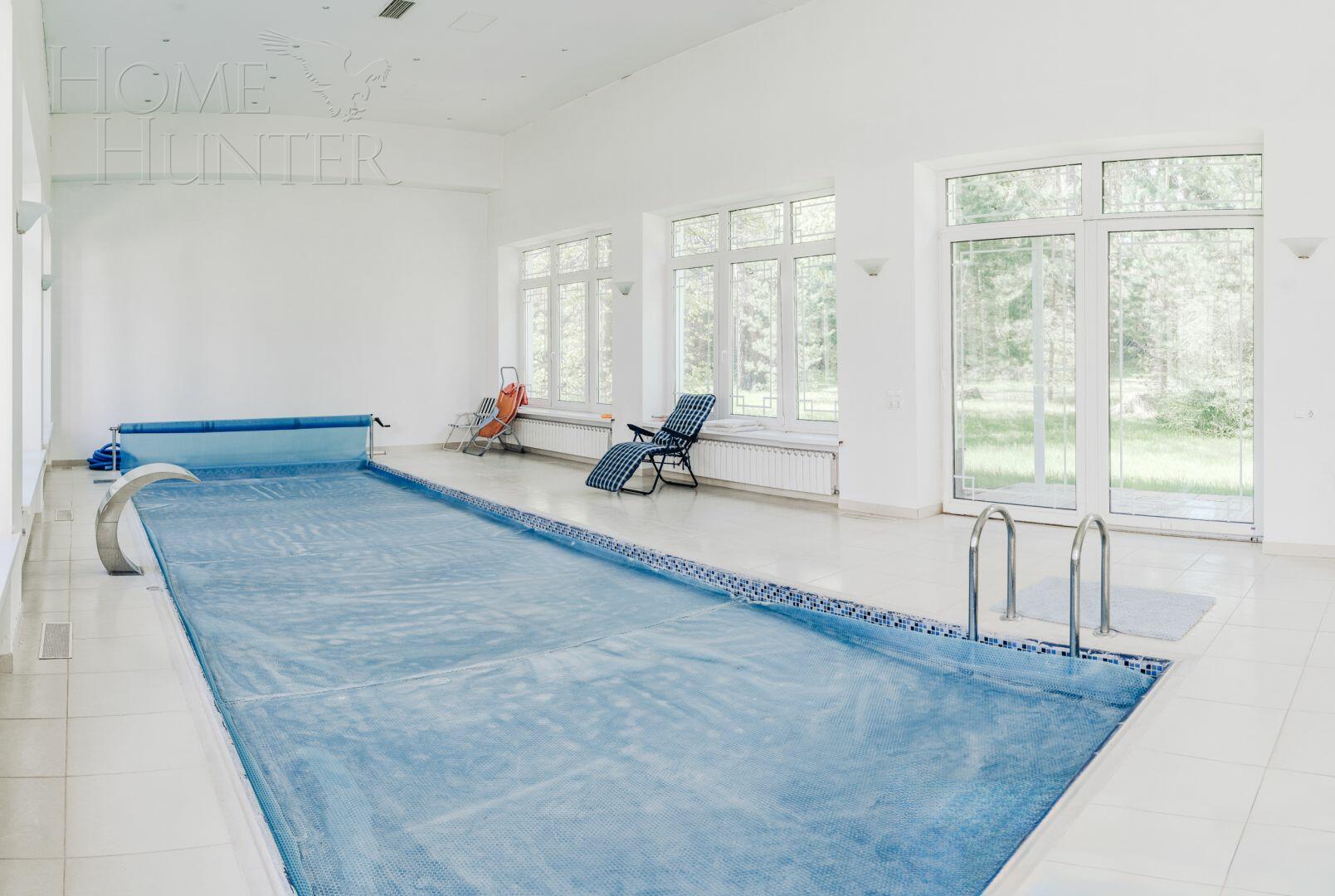 3-этажный коттедж 1 150 м² с отделкой