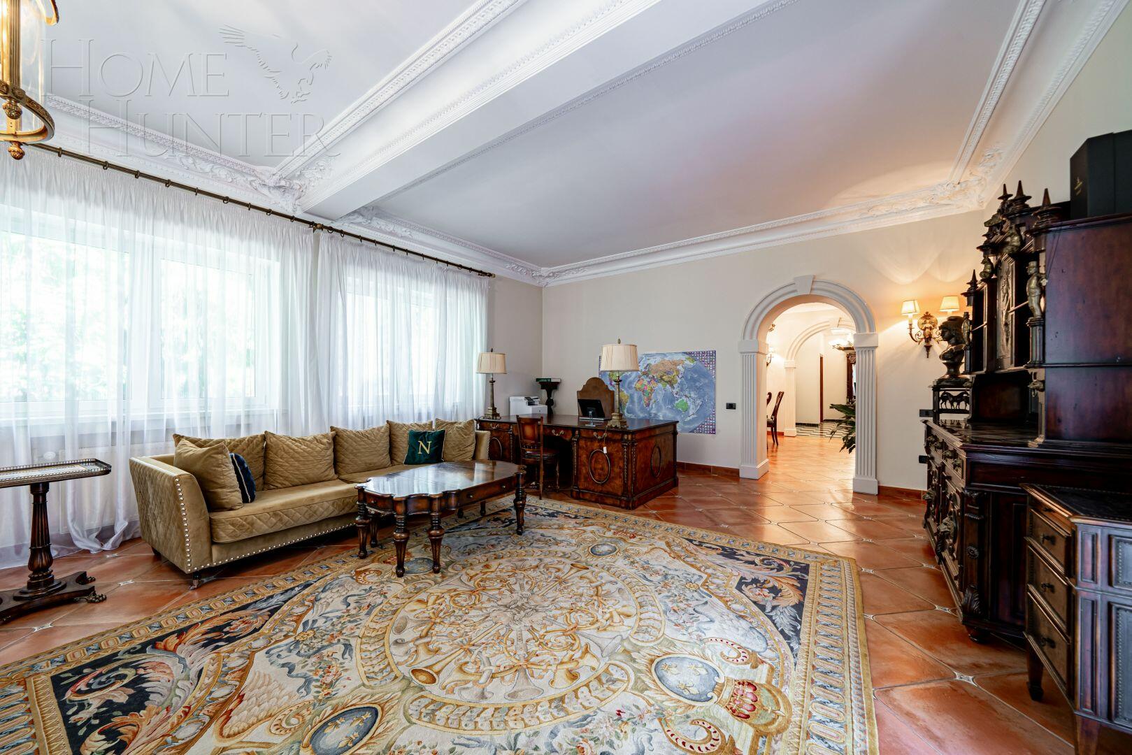 2-этажный коттедж 850 м² с отделкой