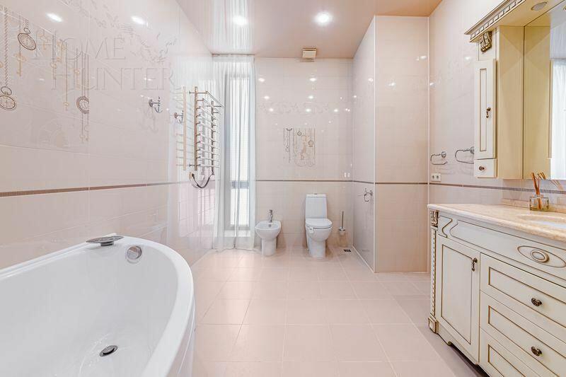 2-этажный таунхаус 260 м² с отделкой