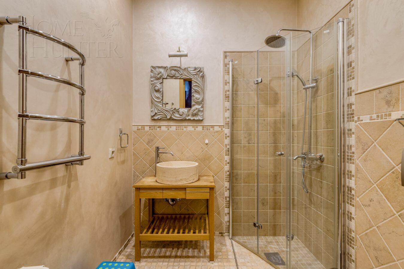 2-этажный коттедж 600 м² с отделкой