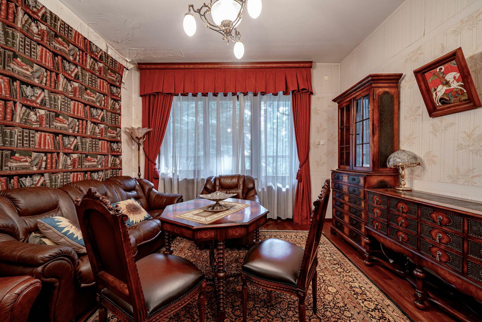 2-этажный коттедж 700 м² с отделкой
