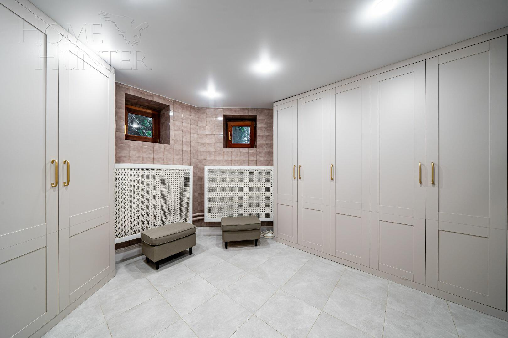 2-этажный коттедж 500 м² с отделкой