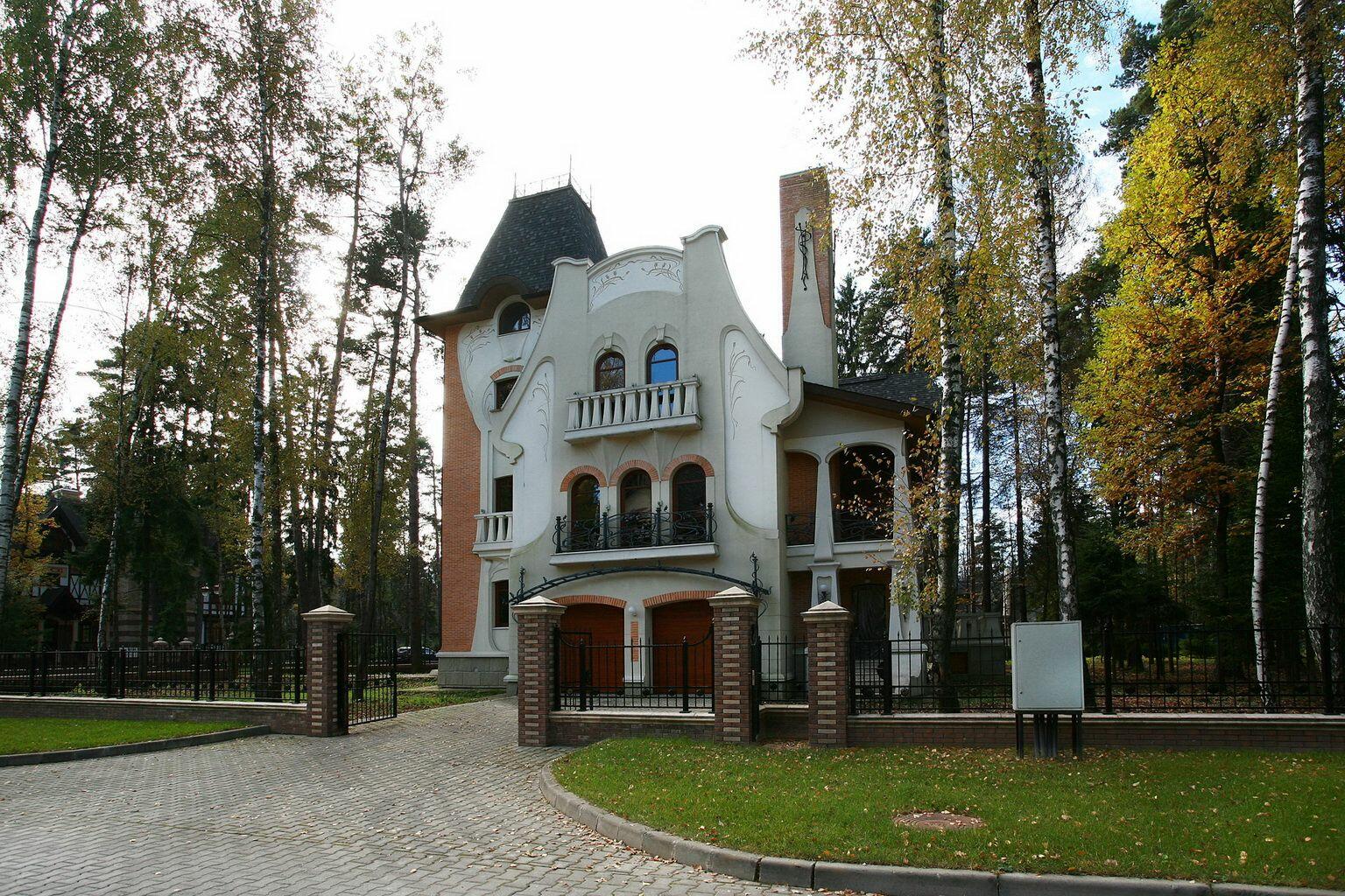 2-этажный коттедж 691 м² с отделкой