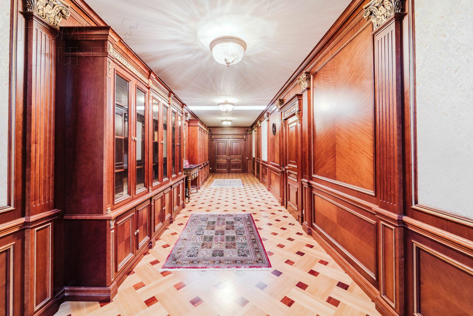 2-этажный коттедж 1 200 м² с отделкой
