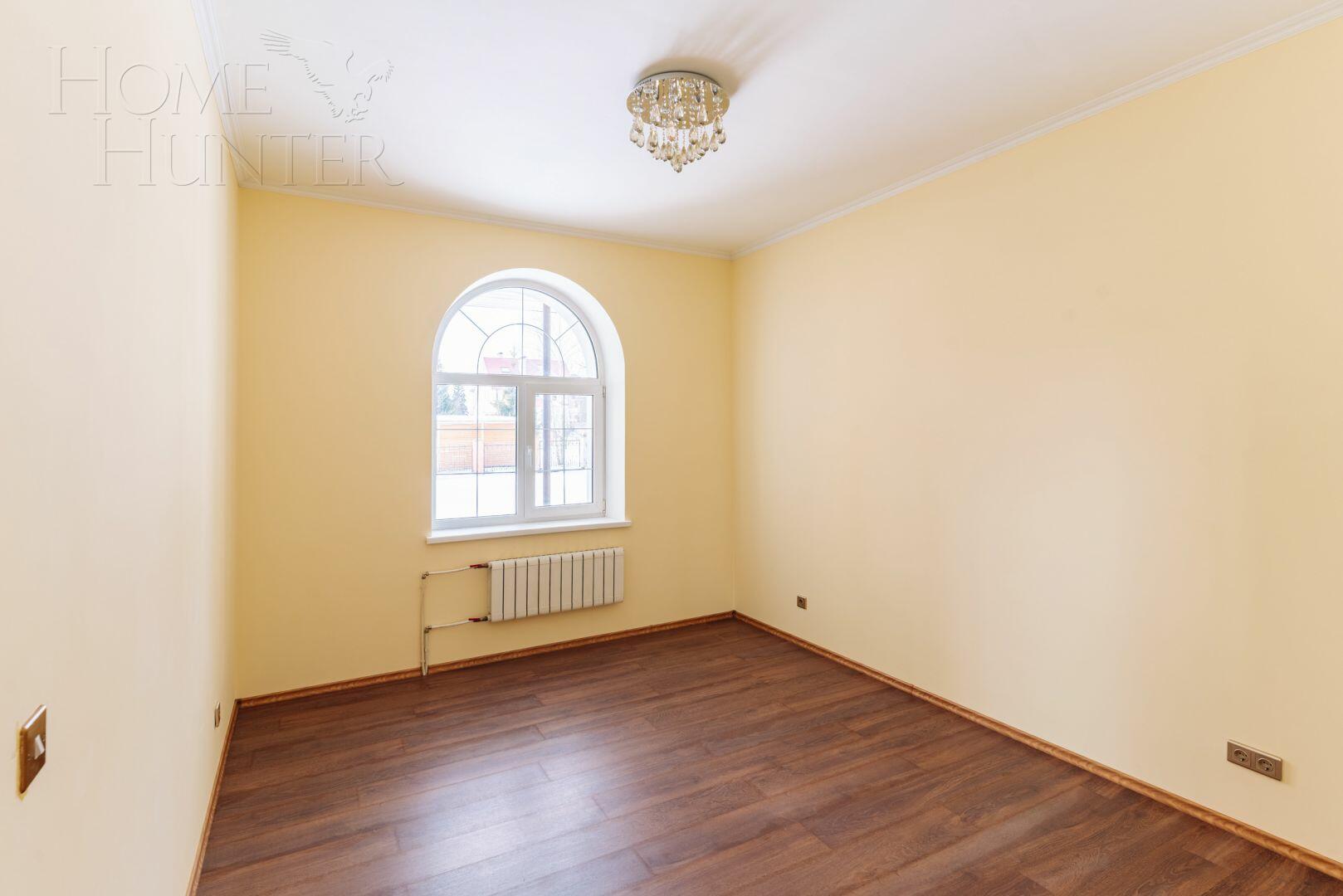 2-этажный коттедж 372 м² с отделкой
