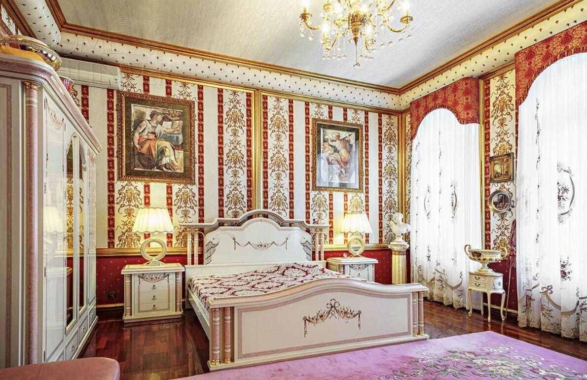 2-этажный коттедж 250 м² с отделкой