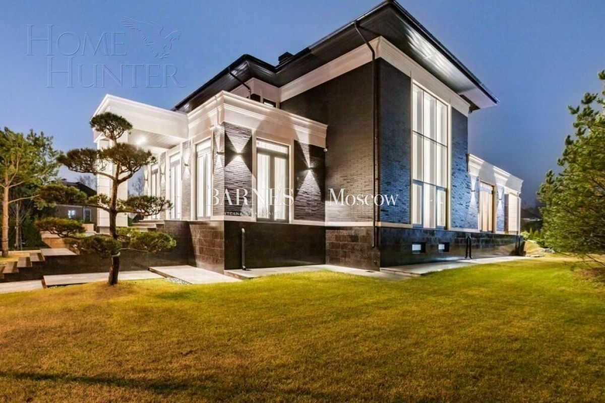 2-этажный коттедж 627.9 м² с отделкой