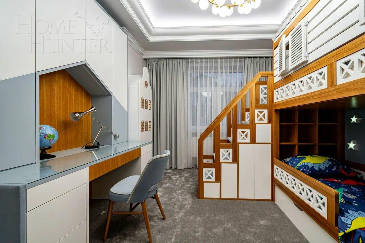 2-этажный коттедж 300 м² с отделкой