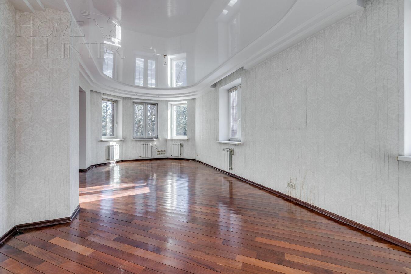 2-этажный коттедж 600 м² с отделкой